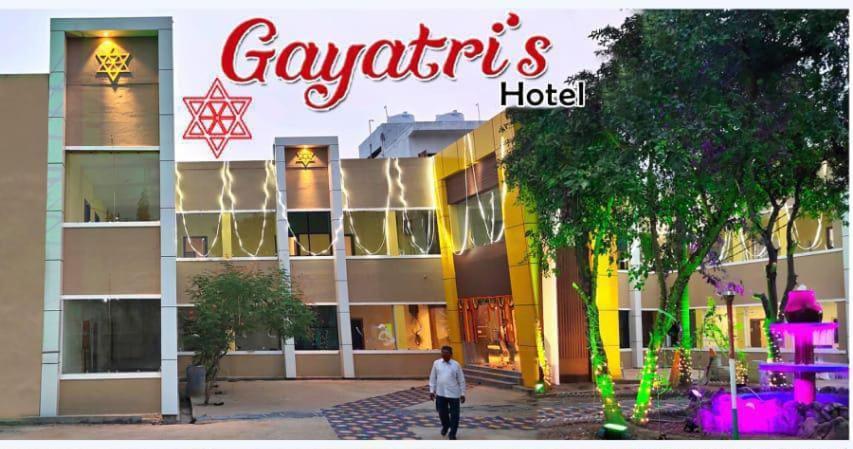 Gayatri'S Brahmapur Eksteriør billede